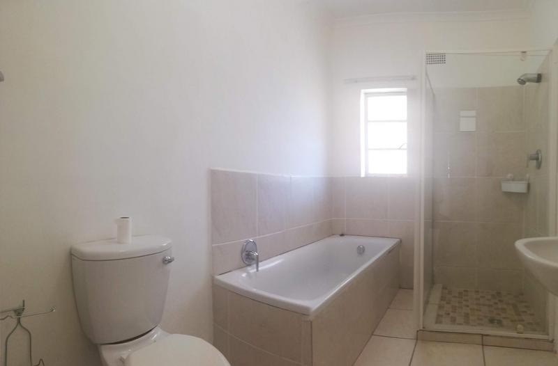 To Let 3 Bedroom Property for Rent in Dobson Western Cape